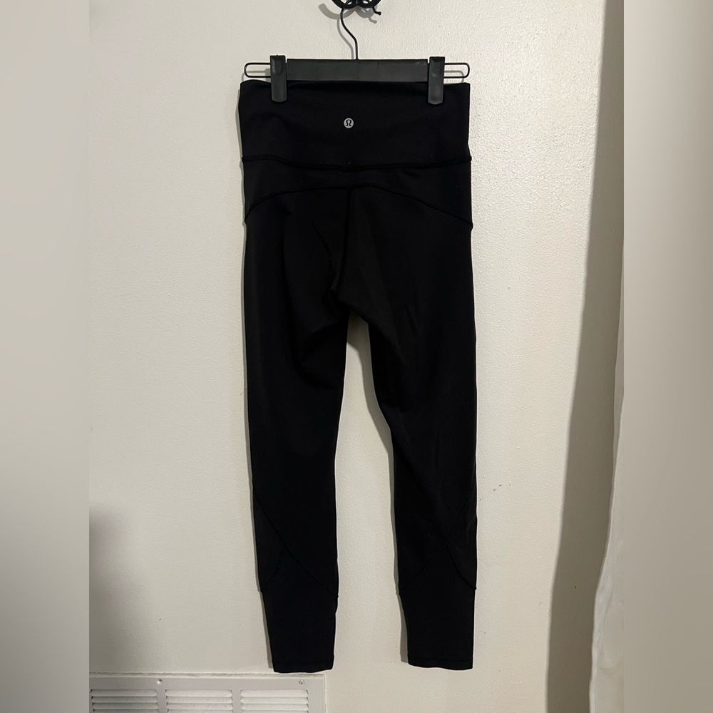 lululemon athletica women’s Black High-Rise Leggings size 6